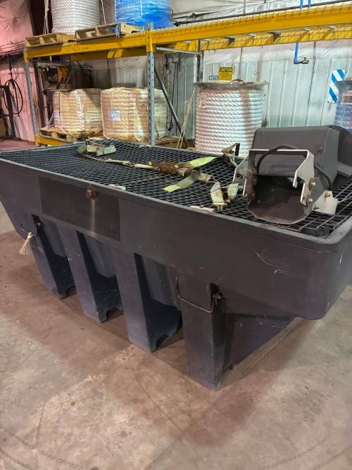 Truck Bed Salt Spreader - Image 2